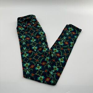 LuLaRoe One Size (OS) Leggings – Buttery Soft Stretchy Printed Leggings